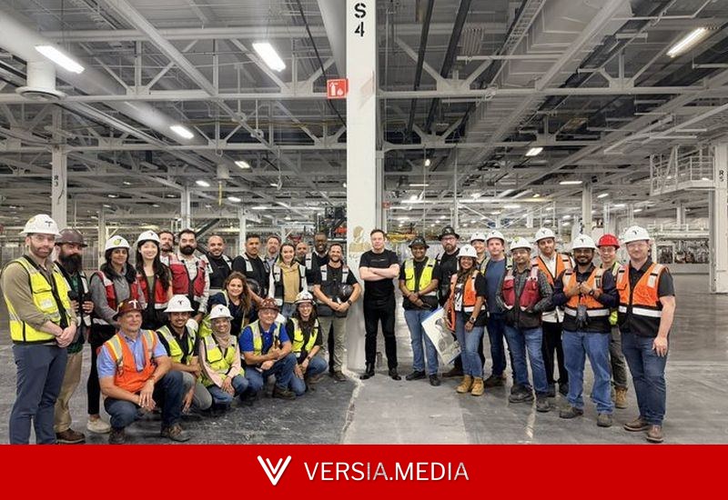 Илон Маск признался, что объёмы выпуска роботов Tesla Optimus на первых порах будут скромными