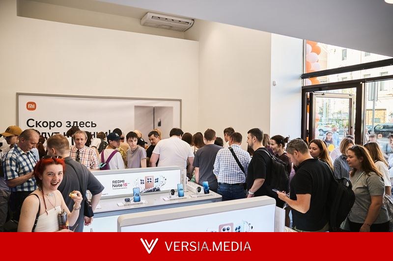 В центре Москвы открыли новый флагманский магазин Xiaomi Store