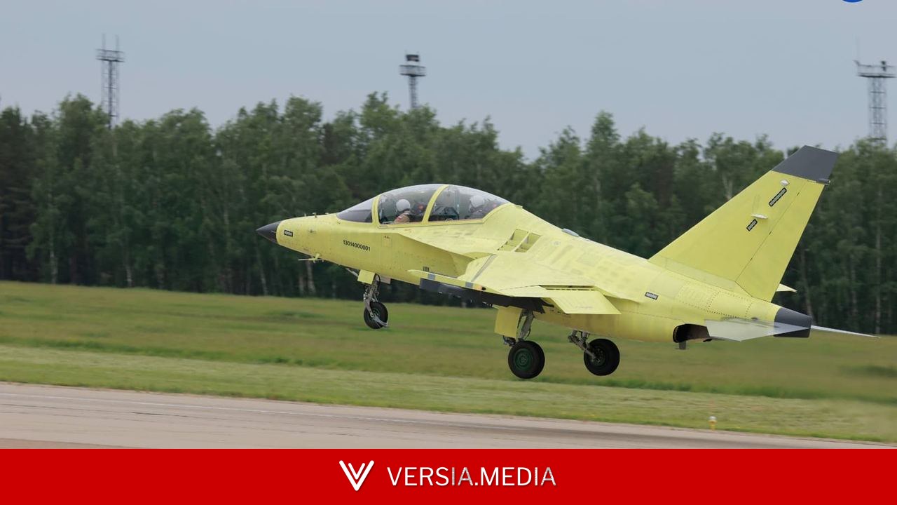 Новый российский самолет Як-130М выполнил первый полет
