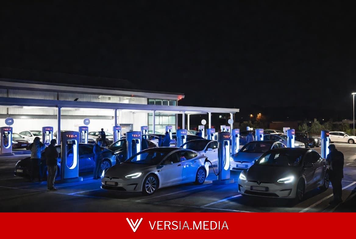 Этого хватило бы 180 000 домов на целый год. Владельцы Tesla «заправились» на Supercharger 2 ТВт·ч электроэнергии всего за квартал